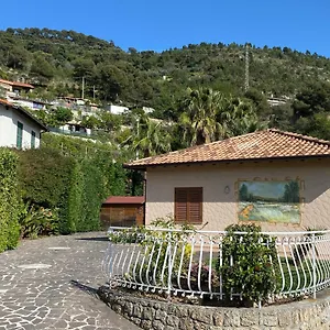 Pink House Casa vacanze Camporosso (Liguria)